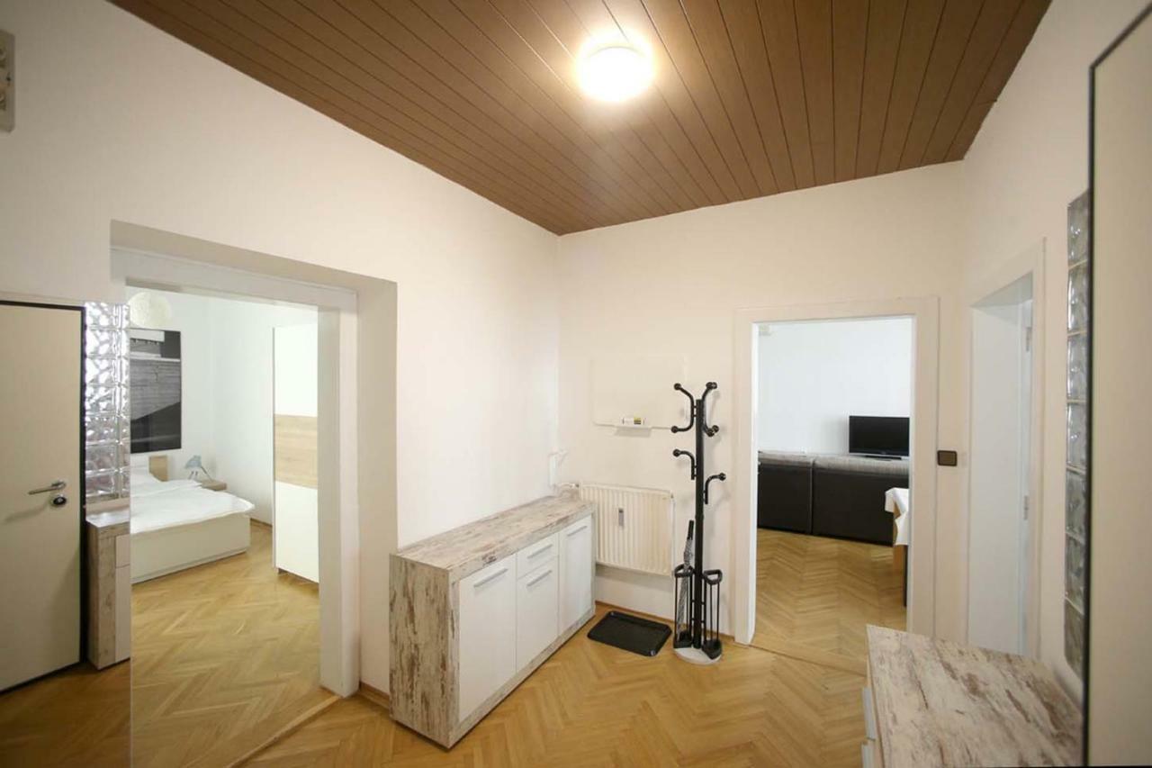 Skyscraper Apartment Tour As Ljubljana Exterior photo